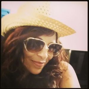 Meet your Posher, Donna